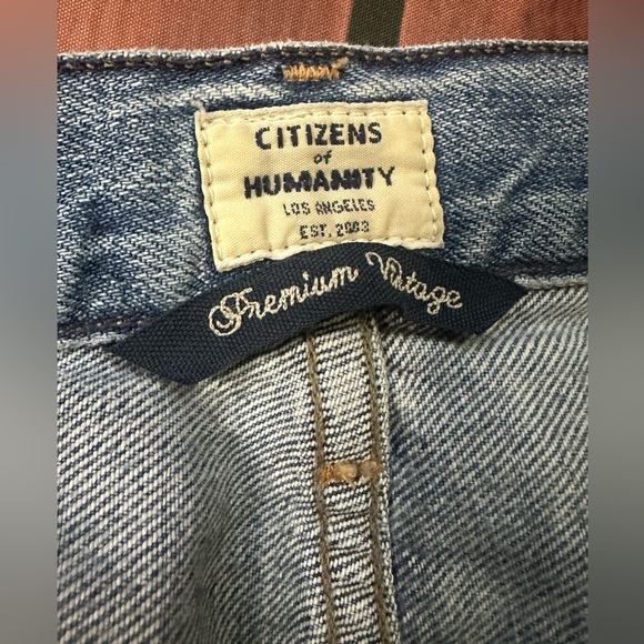Citizens of Humanity Cora Crop Relaxed Undone Hem
Premium Button Fly Jeans Sz 27 - Picture 12 of 13